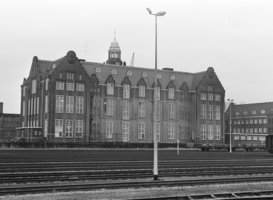 Normal_normal_nl-hana_2.24.01.05_0_922-0579.tjp