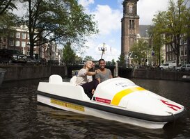 Normal_waterfietsen_in_amsterdam__stromma___eden_hotels_