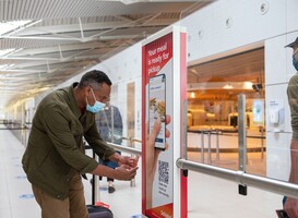 Via Schiphol app contactloos eten en drinken bestellen