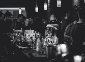 Horecabranche morgen weer volledig open, maar kampt met personeelstekort