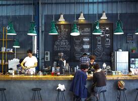 Normal_pexels-quang-nguyen-vinh-2159065