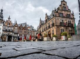 Ondernemers en gemeente tekenen convenant veilig uitgaan binnenstad Utrecht