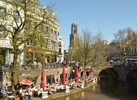 Restaurant en hotel Simple. in Utrecht staat te koop