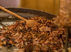 Normal_meat-for-kebab-and-shawarma-2022-11-15-04-10-23-utc__1_