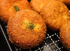 Normal_bread-g059af9d13_1920__1_