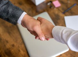 Normal_partnership-agreement-shake-hands-in-the-office-2022-09-22-22-43-31-utc__1_