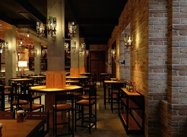 Normal_bar-g3ad8c30fd_1920