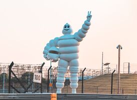 Normal_ye-massa-f02_kcouxum-unsplash__1___1_