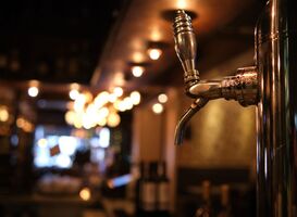 Normal_biertap__tap__kroeg__caf___bruin_caf_