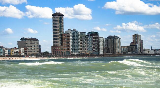 Carousel_casper-menting-0uzepuvdrza-unsplash__1_