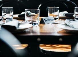 Normal_reserved-table-at-a-restaurant-2022-12-15-23-31-02-utc__1_