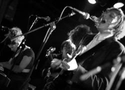 Normal_arcade_fire_live