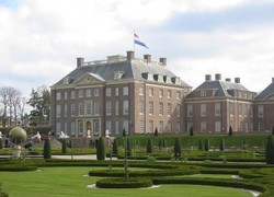 Normal_paleis_het_loo_2