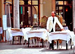 Normal_restaurant_buiten