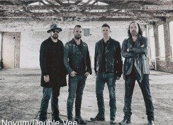 Normal_14101651440031_2