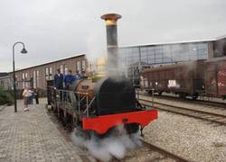 Normal_stoomlocomotief_arend