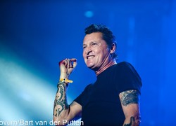 Normal_14223575540031_1