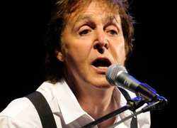 Normal_paul_mccartney_singing